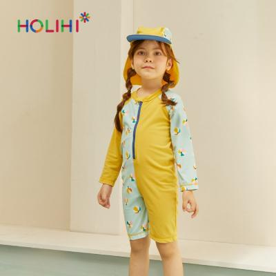 HOLIHI ชุดว่ายน้ำ รุ่น SWZ Pileh