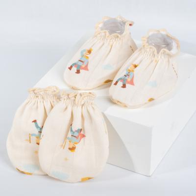 BABY&CO. The Little Prince Tale Collection เซ็ตถุงมือและถุงเท้า Freesize
